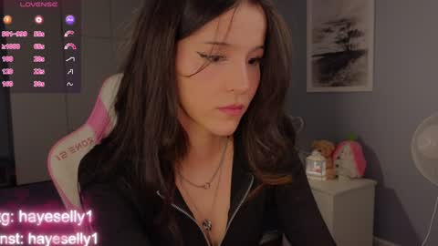 Ella NEXT STREAM 1TH DECEMBER 1200 - 0800 AM AT MOSCOW TIME online show from 01-04-25, 09:31