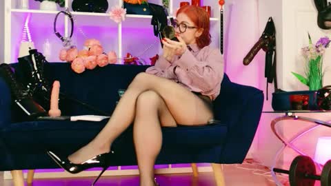 ella_kross online show from 03-21-26, 08:52
