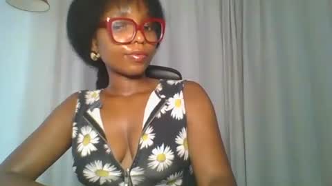 Ella online show from 10-16-25, 06:47