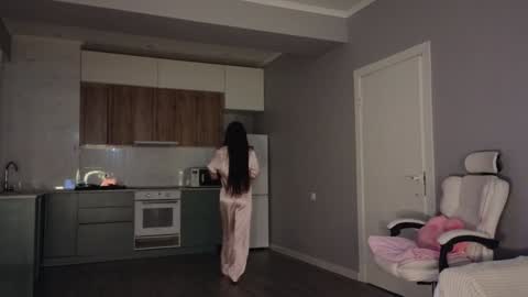 Lee online show from 02-14-26, 03:47