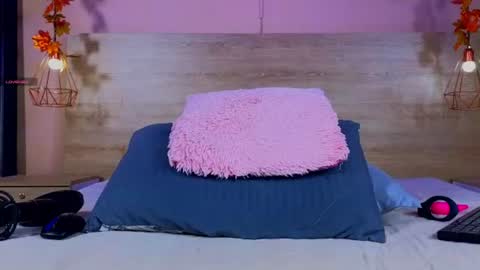 Snapshot of ella_mon chatting on 07-29-26, 03:04 ella_mon online show from 07-29-26, 03:04