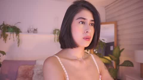 ELLA OWEN online show from 04-26-26, 11:24