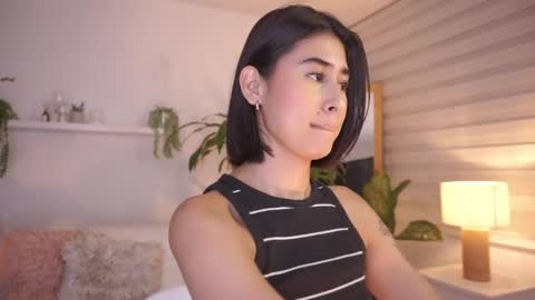 ELLA OWEN online show from 04-28-26, 02:27