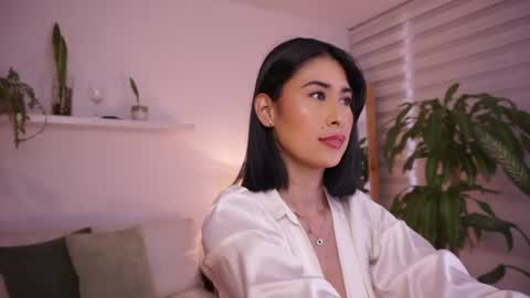 ELLA OWEN online show from 06-30-26, 07:48