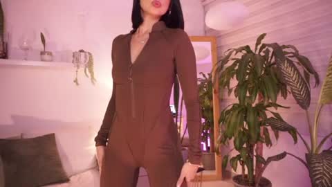 ELLA OWEN online show from 07-07-26, 11:20