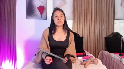 Snapshot of ella_rouse1 chatting on 01-19-26, 03:16 ella rouse online show from 01-19-26, 03:16