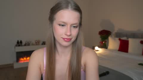 Ella online show from 04-04-26, 07:22