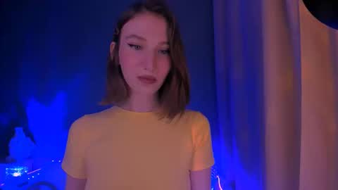 ellaamber online show from 09-10-25, 11:49