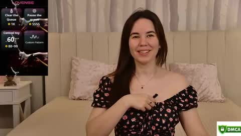 Ella online show from 05-18-26, 04:18