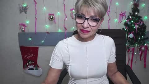 EllaBonito online show from 01-16-25, 04:28