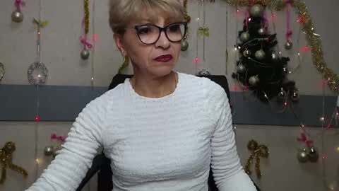 EllaBonito online show from 01-12-26, 06:40