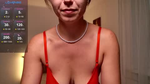 Snapshot of ellacanny chatting on 09-23-25, 01:25 ellacanny online show from 09-23-25, 01:25