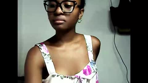 Snapshot of ellah245 chatting on 03-09-26, 10:58 ellah245 online show from 03-09-26, 10:58