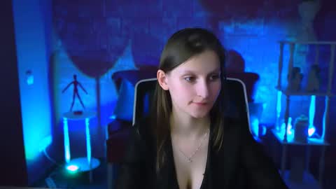 Snapshot of ellahorton chatting on 02-21-25, 12:28 Ella online show from 02-21-25, 12:28