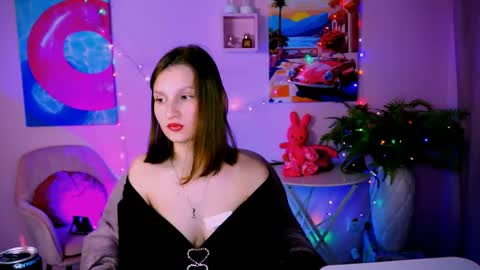 Ella online show from 04-27-26, 04:05