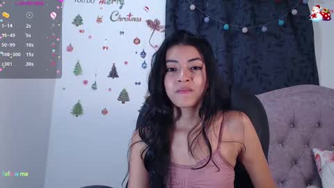 Snapshot of ellajonz chatting on 12-16-24, 08:41 Ella Amoneth online show from 12-16-24, 08:41