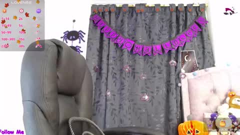 Snapshot of ellajonz chatting on 10-05-25, 12:42 Ella Amoneth online show from 10-05-25, 12:42