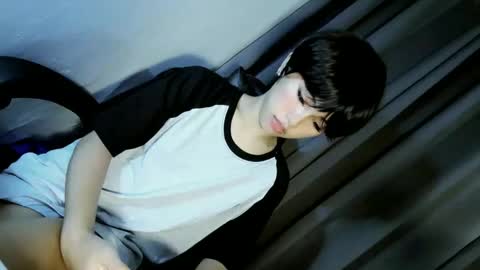 Snapshot of ellaliciousss chatting on 03-09-26, 04:11 ella online show from 03-09-26, 04:11