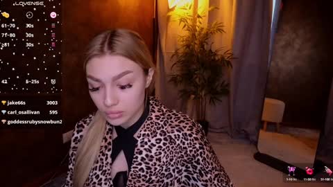 ellamilla online show from 01-22-25, 08:51