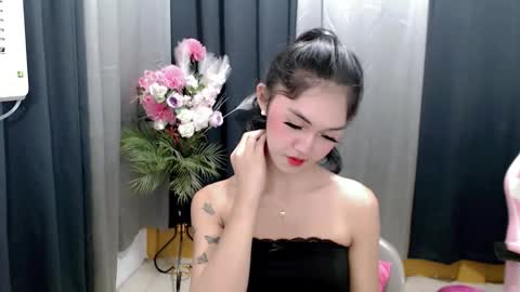ELLA online show from 02-17-26, 02:13