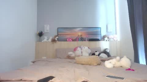 Ella Mira online show from 06-28-26, 03:01