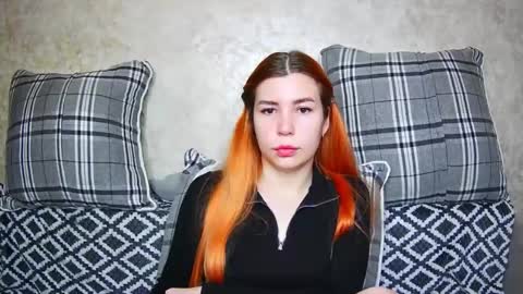 EllaNuar online show from 09-16-25, 05:52