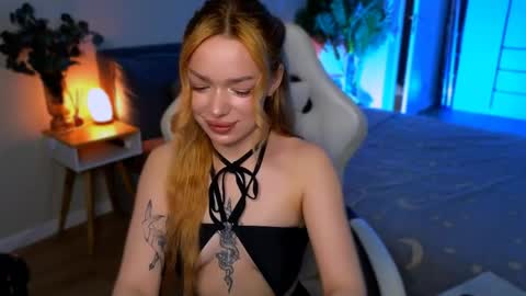 Ella online show from 05-23-26, 05:56