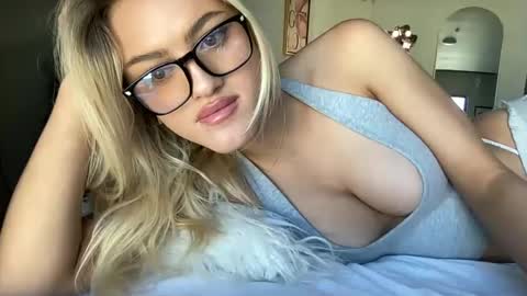 Snapshot of ellaxxrose chatting on 12-05-24, 07:49 ellaxxrose online show from 12-05-24, 07:49