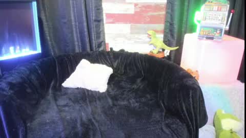 ELLE online show from 02-12-25, 02:14