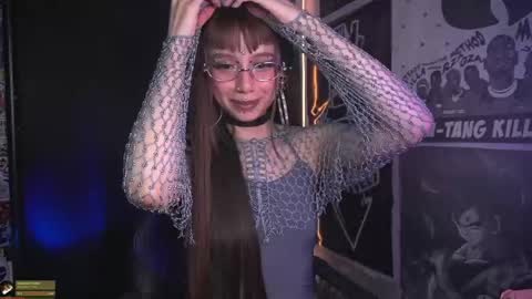 Snapshot of elle_uwu chatting on 05-13-26, 09:11 follow me on instagram . online show from 05-13-26, 09:11