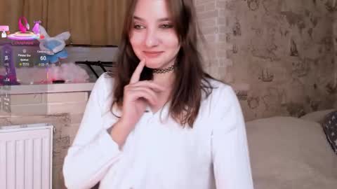 Snapshot of elle_wooods chatting on 10-04-25, 10:57 My name is Ellie online show from 10-04-25, 10:57