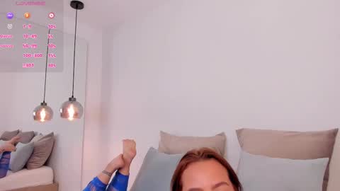 Snapshot of ellen_grace chatting on 02-26-25, 06:00 Ellen  online show from 02-26-25, 06:00