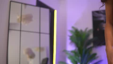 EllenKarter online show from 07-15-26, 03:45