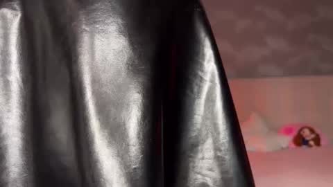 Snapshot of ellenmays chatting on 01-07-26, 05:21 Ellen online show from 01-07-26, 05:21