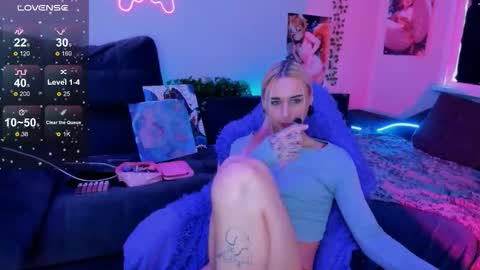 Ellie online show from 11-23-25, 11:10