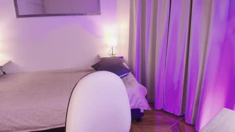 elli_snow online show from 01-08-26, 03:42