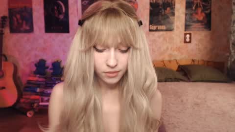 ellie_friendly online show from 03-09-25, 12:10