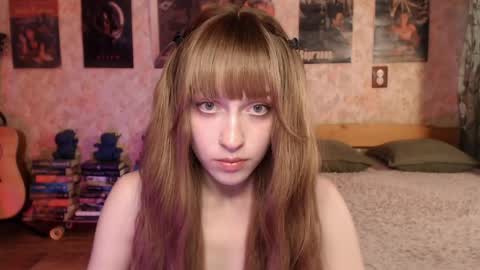 ellie_friendly online show from 06-09-26, 12:33