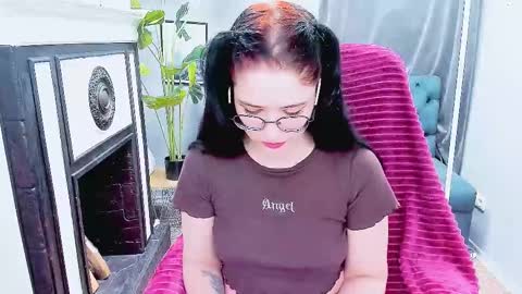 Snapshot of ellie_magic chatting on 03-01-25, 05:38 ellie_magic online show from 03-01-25, 05:38