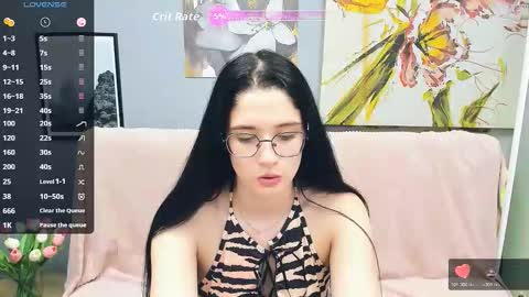 Snapshot of ellie_magic chatting on 10-17-25, 12:41 ellie_magic online show from 10-17-25, 12:41