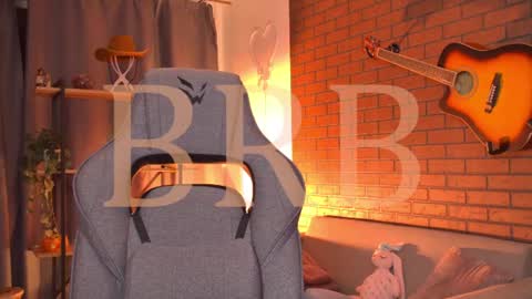 elliecutes online show from 07-14-26, 10:21
