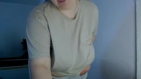Ellie online show from 04-26-26, 06:55