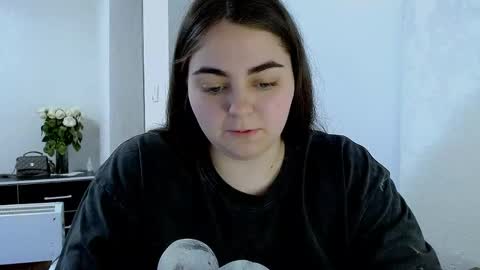 Ellie online show from 04-30-26, 05:58