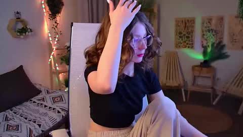 Elli online show from 03-26-26, 06:30
