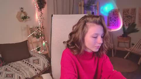 Elli online show from 04-19-26, 06:13