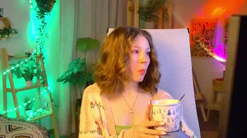 Elli online show from 04-25-26, 06:16