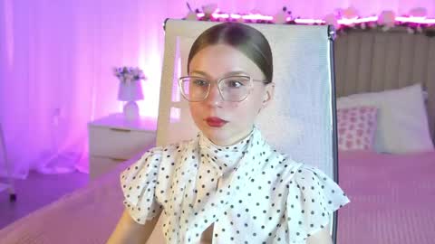 Elli online show from 05-07-26, 06:30