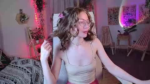 Elli online show from 05-08-26, 06:41