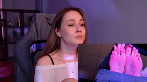 Elin online show from 04-25-26, 01:41