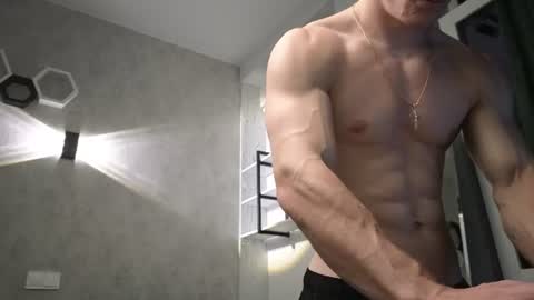 elliot_muscle04 online show from 06-20-26, 06:11